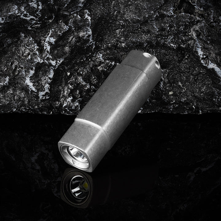 Phantom-03 — TA2 Titanium Geometric EDC Flashlight (CREE / 165LM)